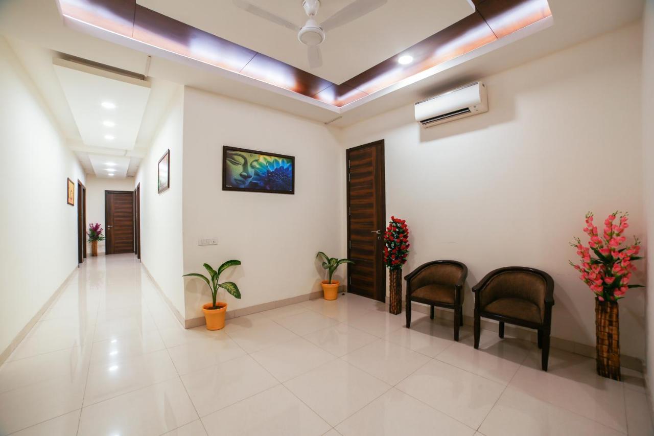 Hotel Grand Regency By Jmd Group Near Delhi Igi Airport Nova Deli Exterior foto